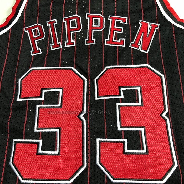 Maglia Chicago Bulls Scottie Pippen NO 33 Mitchell & Ness 1996-97 Nero2
